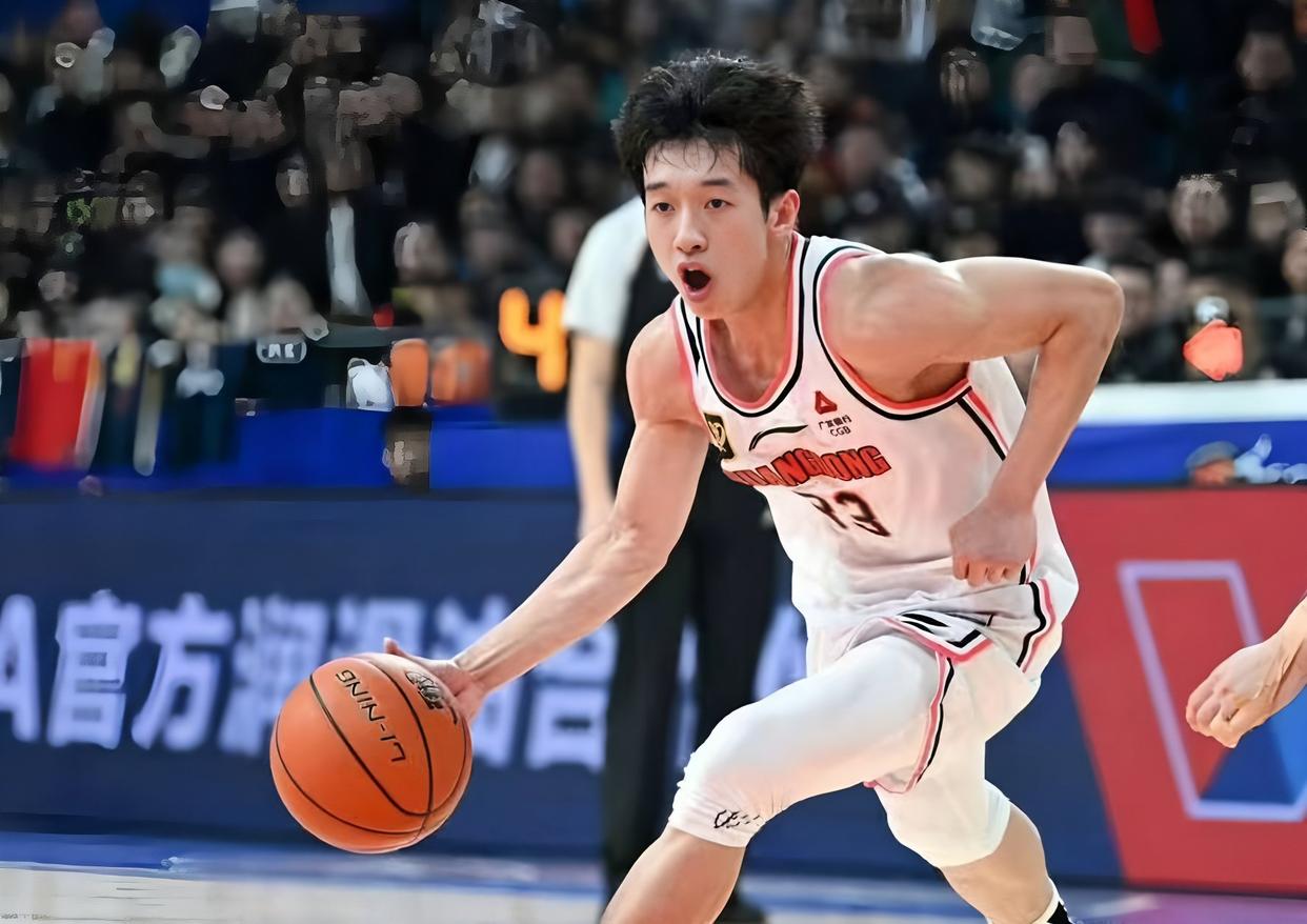 包含今晚突围战来临，布鲁克林篮网围绕德甲手感冰凉，球迷炸锅，训练强度明显提升的词条-开云登录